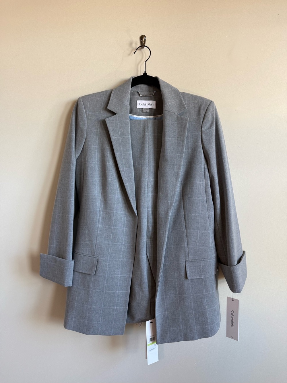 Calvin Klein Women's Gray Windowpane Suit, Blazer size 6, slacks size 4
